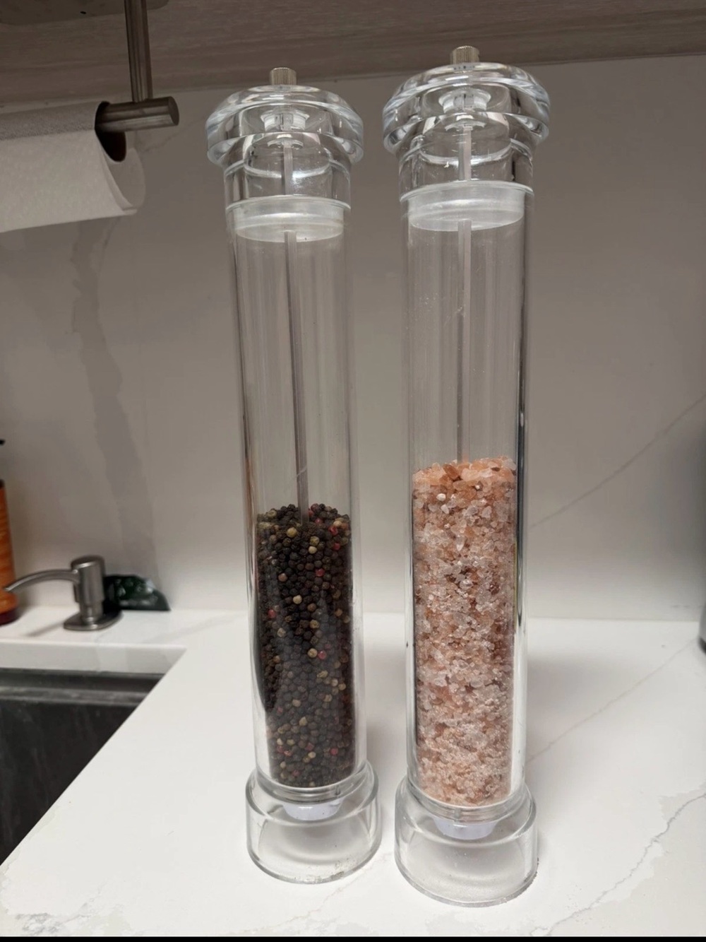 Clear Acrylic Salt and Pepper Mills - 15.5 “Tall Grinder Set (Black & Pink)